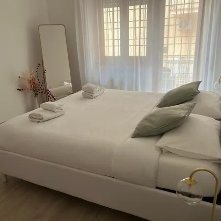 Cozy Close To The Center
